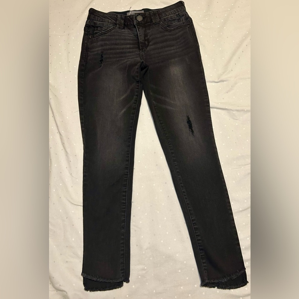 Democracy Black Skinny Stretch Ankle Jeans | Distressed | Raw Hem | Size 4